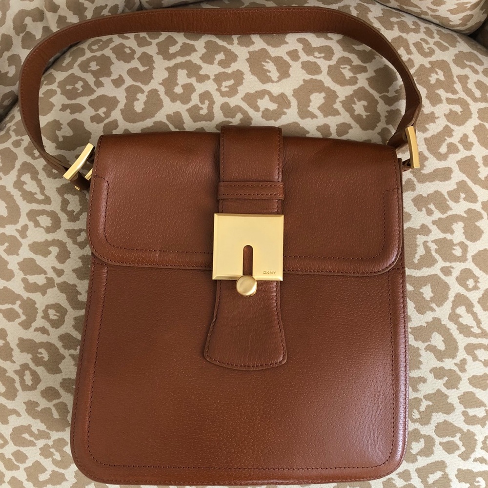 Classic, brown leather purse